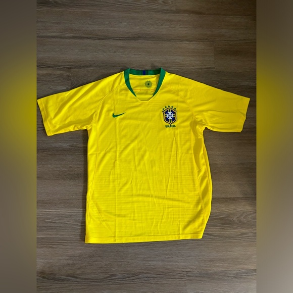 Brazil soccer jersey (no name) size XL Men - Picture 1 of 6